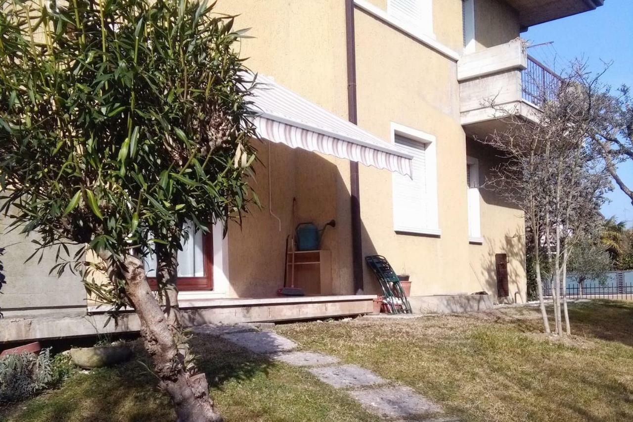 Casa Margherita Sirmione Exteriör bild